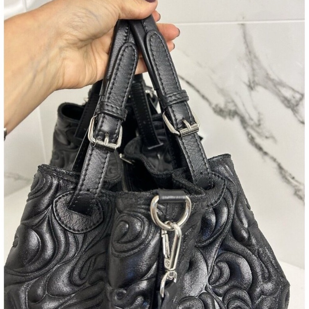 ISADORA ITALY Black Tooled GENUINE
Leather Large Bag Tote Purse NEW
AUTHENTIC - Picture 2 of 8